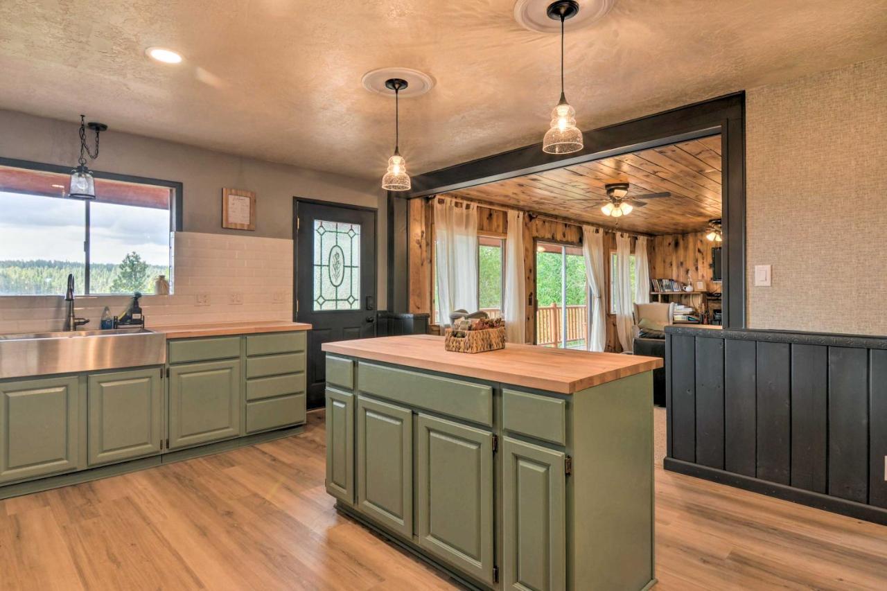 Pet-Friendly Duck Creek Village Retreat With Deck! Eksteriør billede
