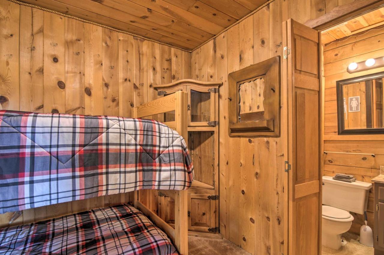 Pet-Friendly Duck Creek Village Retreat With Deck! Eksteriør billede