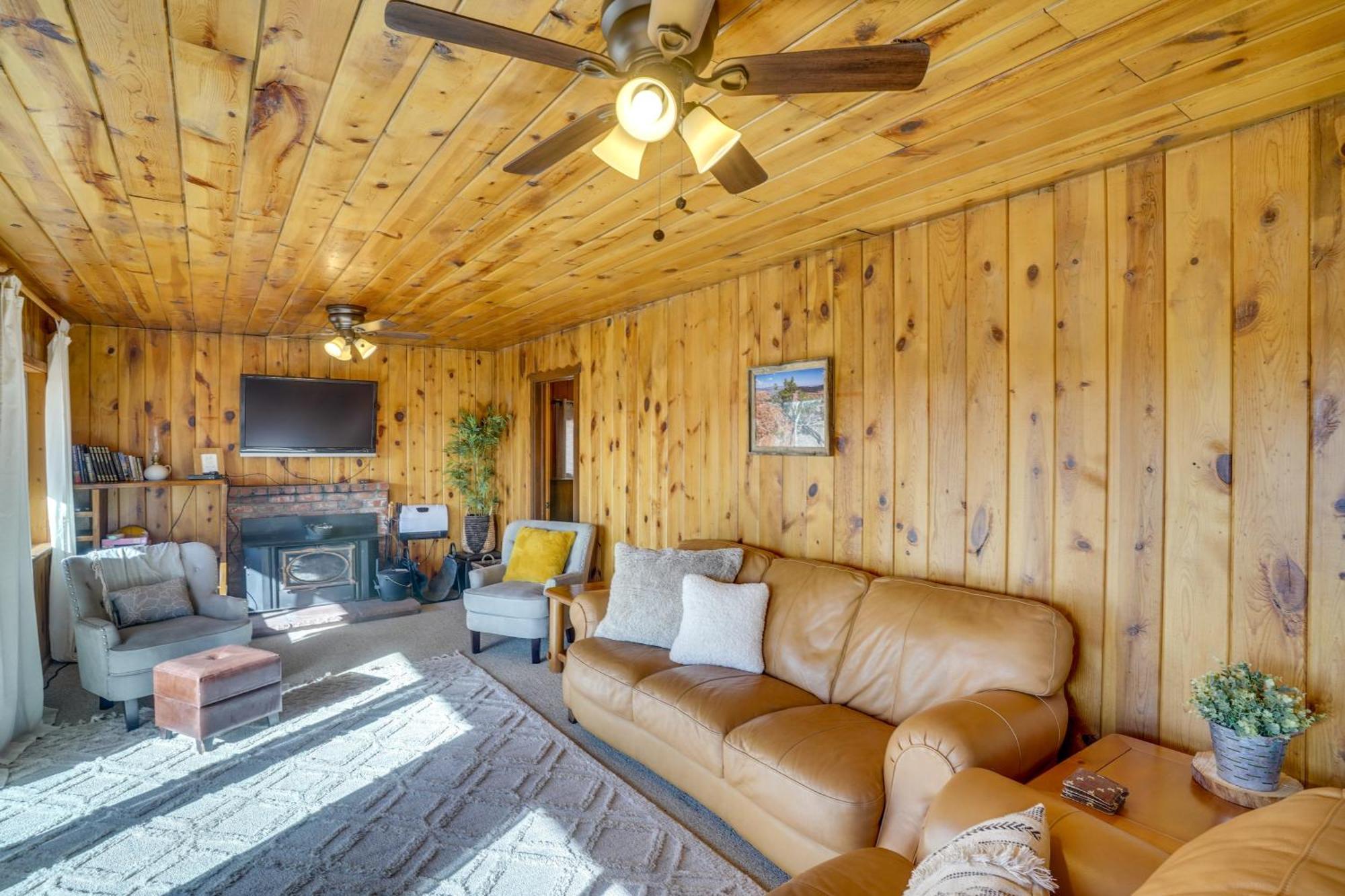 Pet-Friendly Duck Creek Village Retreat With Deck! Eksteriør billede